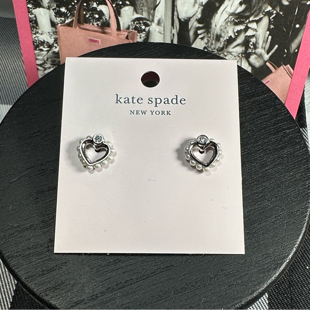 KATE SPADE EARRINGS “SHINING SPADE” PEARL HEARTS NEW!